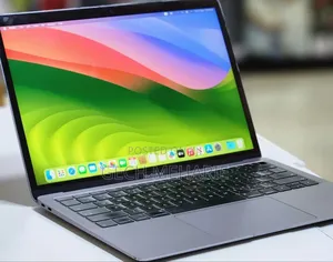 New Laptop Apple MacBook Air 2019 8GB Intel Core I5 SSD 256GB