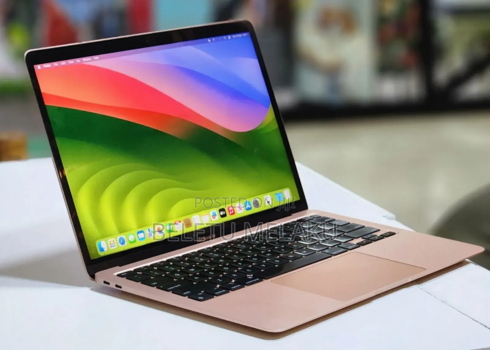 New Laptop Apple MacBook Air 2020 M1 8GB Apple M1 SSD 256GB