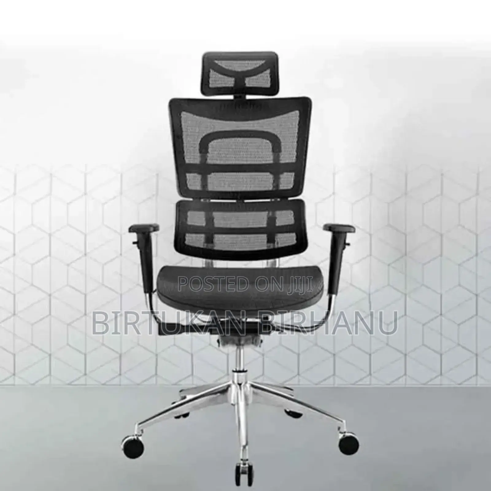 Ergonomic Managerial Chair(Metal Hand)