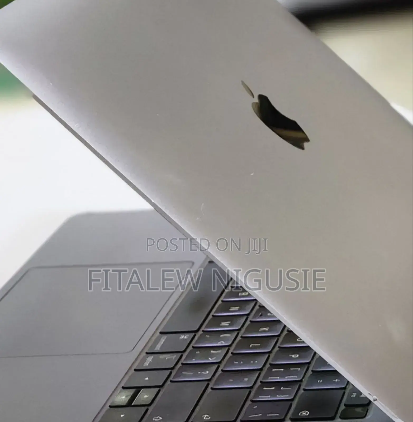 New Laptop Apple MacBook Air 2019 8GB Intel Core I5 SSD 256GB