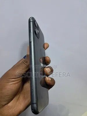 Apple iPhone 11 64 GB Black