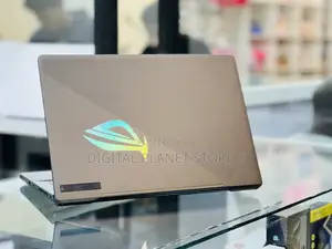 New Laptop Asus ROG Zephyrus G16 16GB Intel Core I9 SSD 512GB