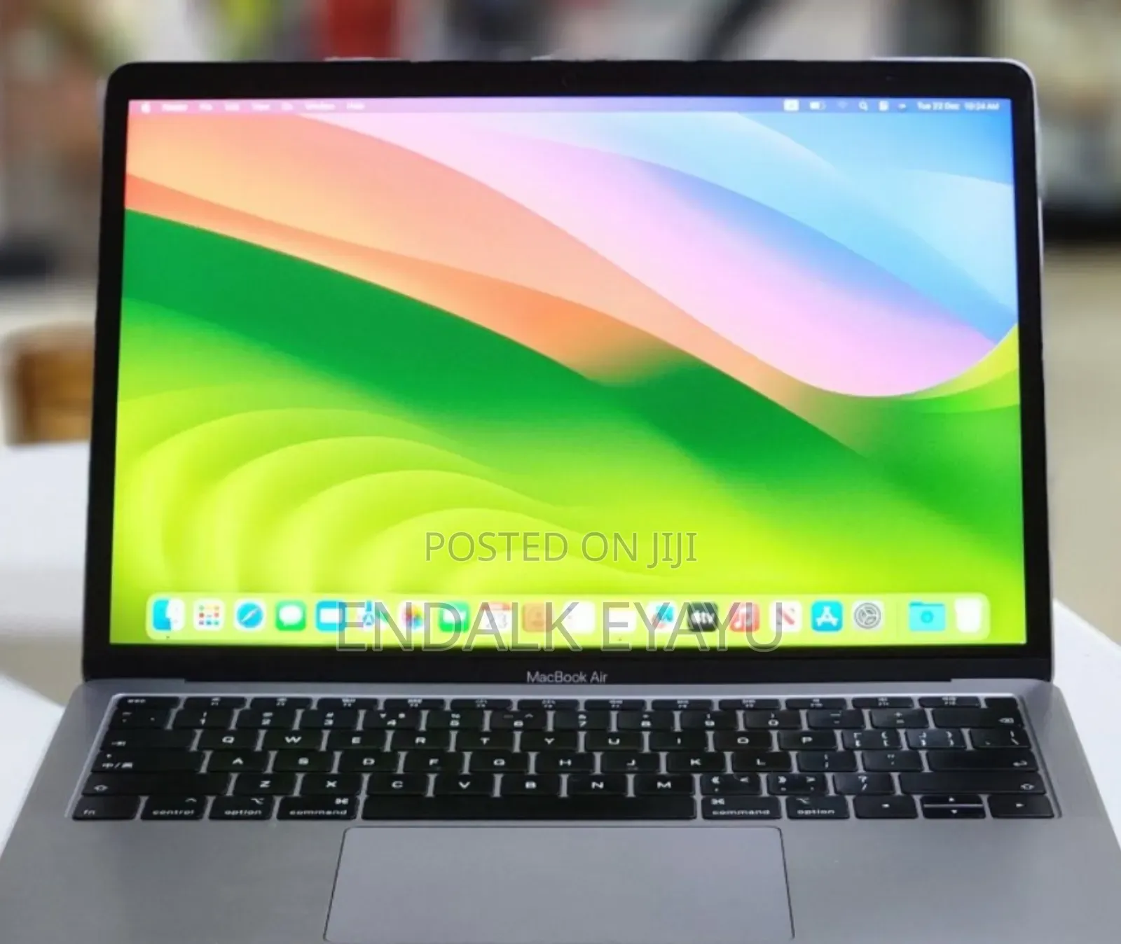 New Laptop Apple MacBook Air 2019 8GB Intel Core i5 SSD 256GB