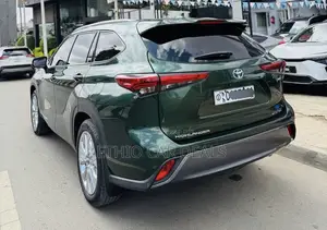 Toyota Highlander XSE FWD 2024 Green