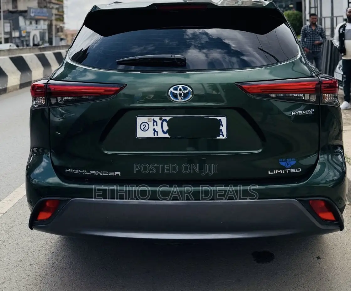 Toyota Highlander XSE FWD 2024 Green