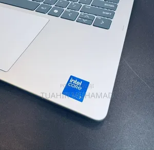 New Laptop HP OmniBook 5 Flip 16GB Intel Core Ultra 7 SSD 1T