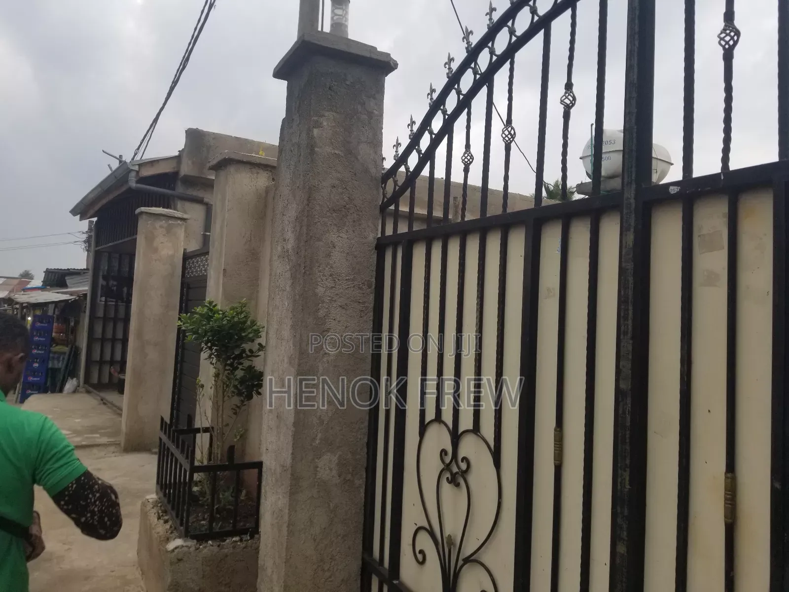 5bdrm Villa in Nifas Silk-Lafto for sale