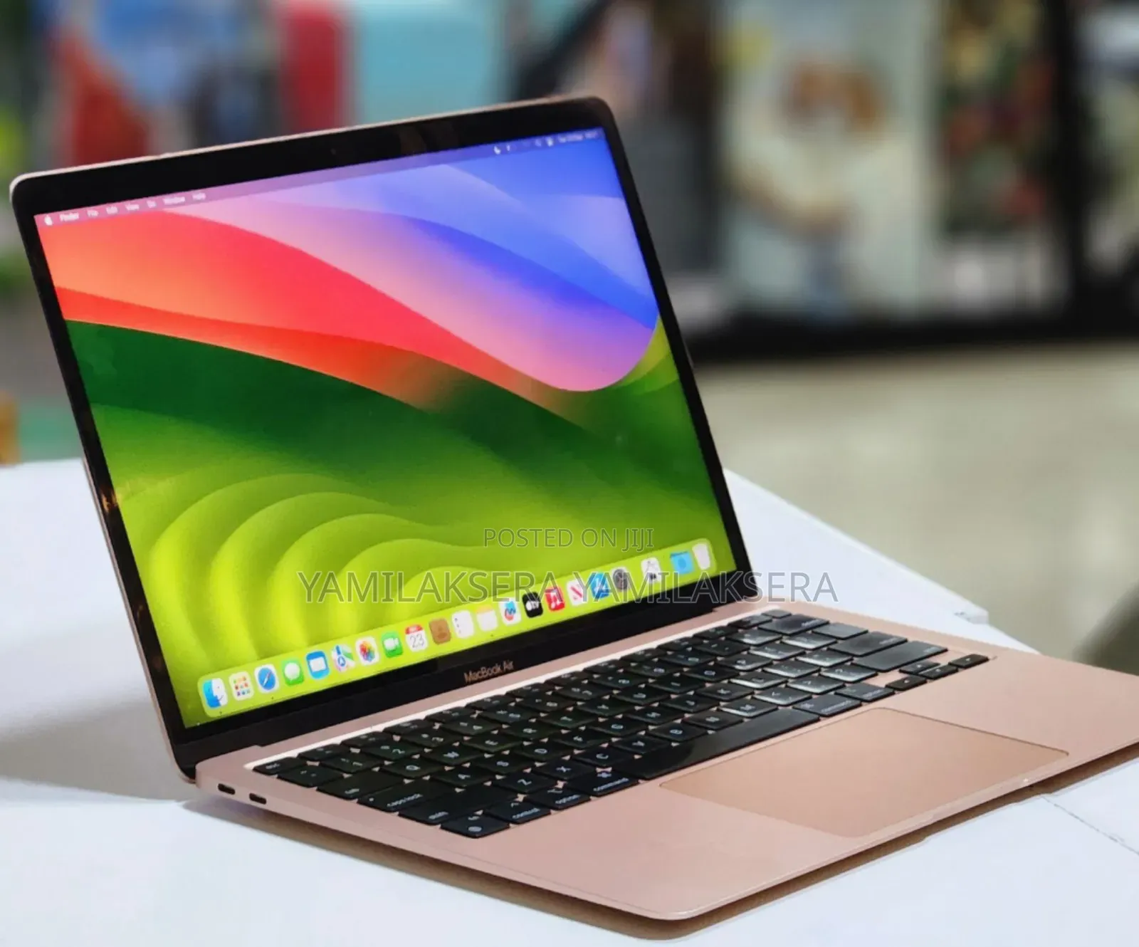 New Laptop Apple MacBook Air 2020 M1 8GB Apple M1 SSD 256GB