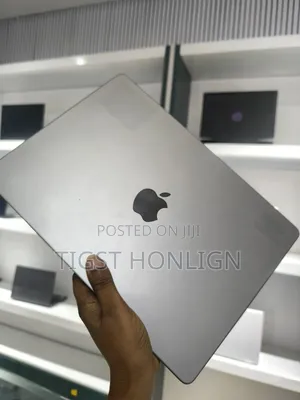 New Laptop Apple MacBook Pro M1 16GB Apple M1 SSD 1T