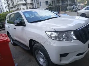 Toyota Land Cruiser Prado 2.8 2021 White