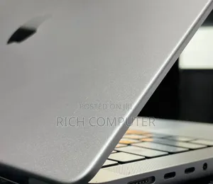 New Laptop Apple MacBook Pro M1 32GB Apple M1 SSD 512GB