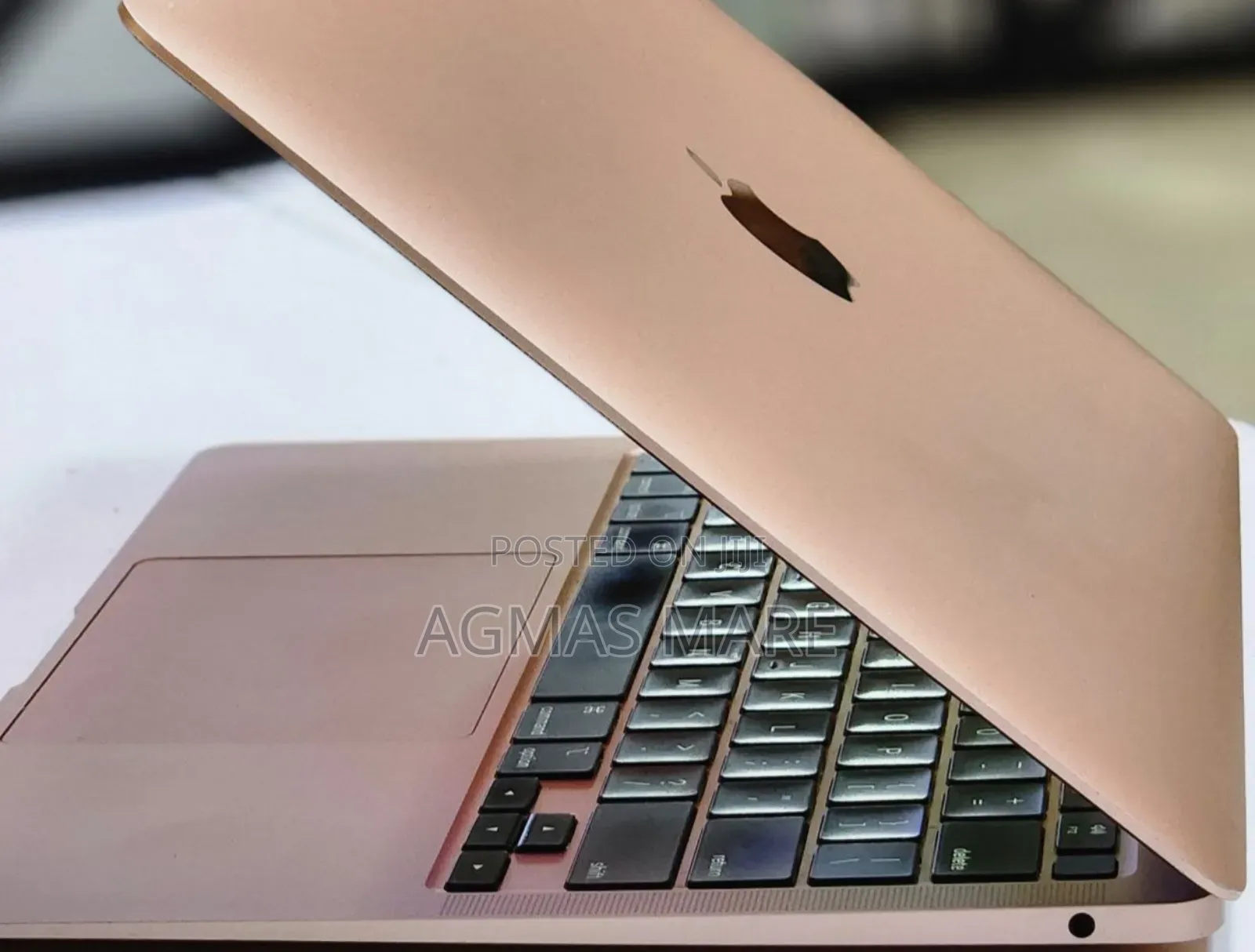 New Laptop Apple MacBook Air 2020 M1 8GB Apple M1 SSD 256GB