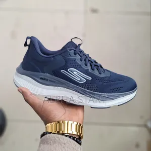 New Arrival Skechers Max Run Made in Vietnam