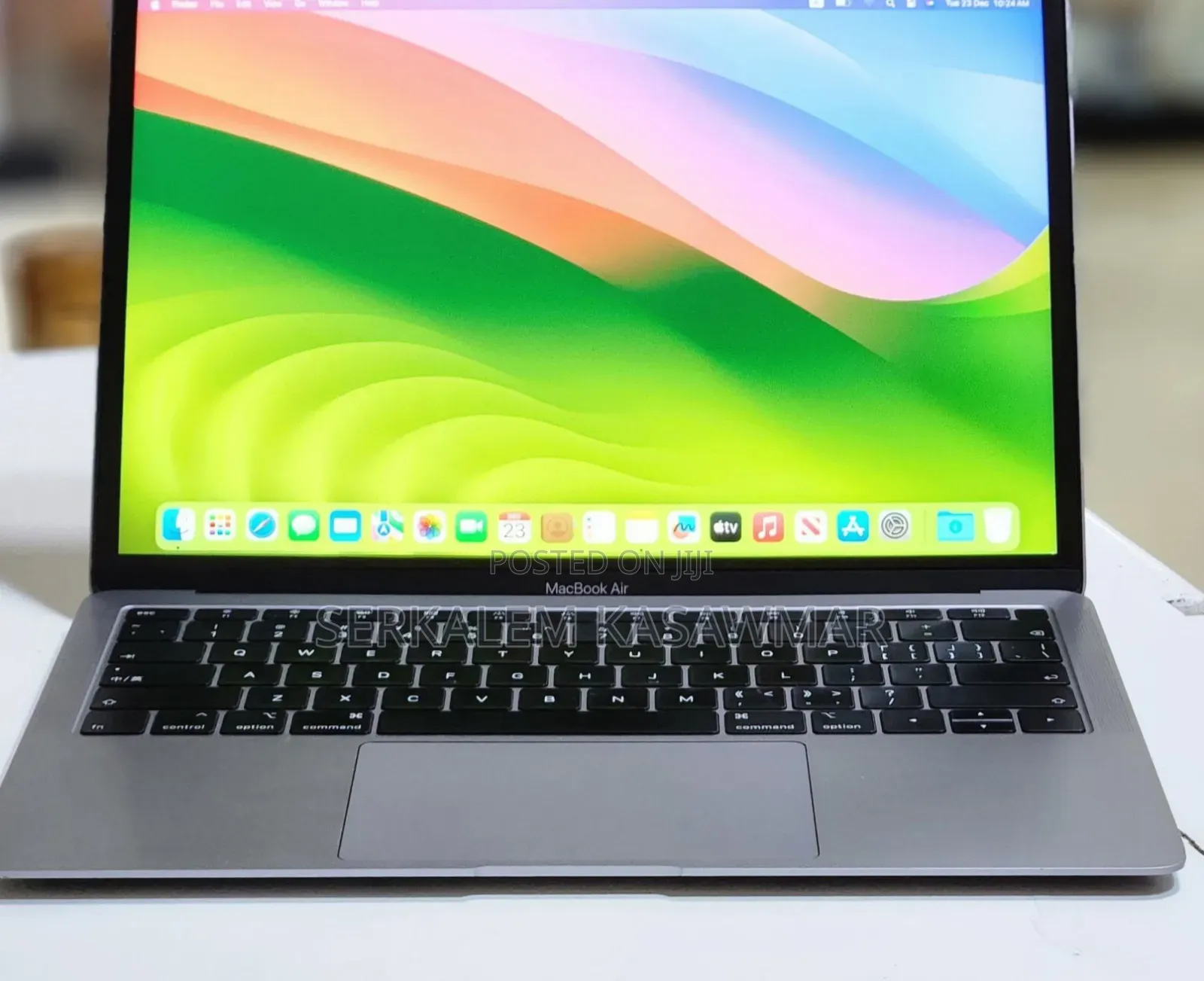 New Laptop Apple MacBook Air 2019 8GB Intel Core I5 SSD 256GB
