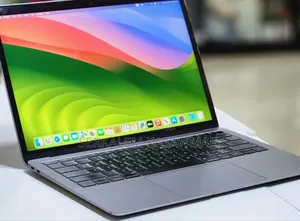 New Laptop Apple MacBook Air 2019 8GB Intel Core I5 SSD 256GB