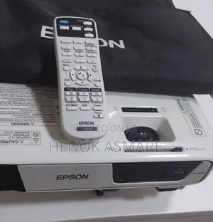 Epson Projector Model Name: Eb-X31 Hardware Interface: Vga, Usb, HDM