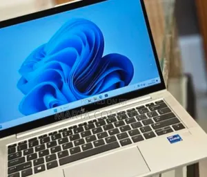 New Laptop HP EliteBook 830 G8 16GB Intel Core i7 SSD 512GB
