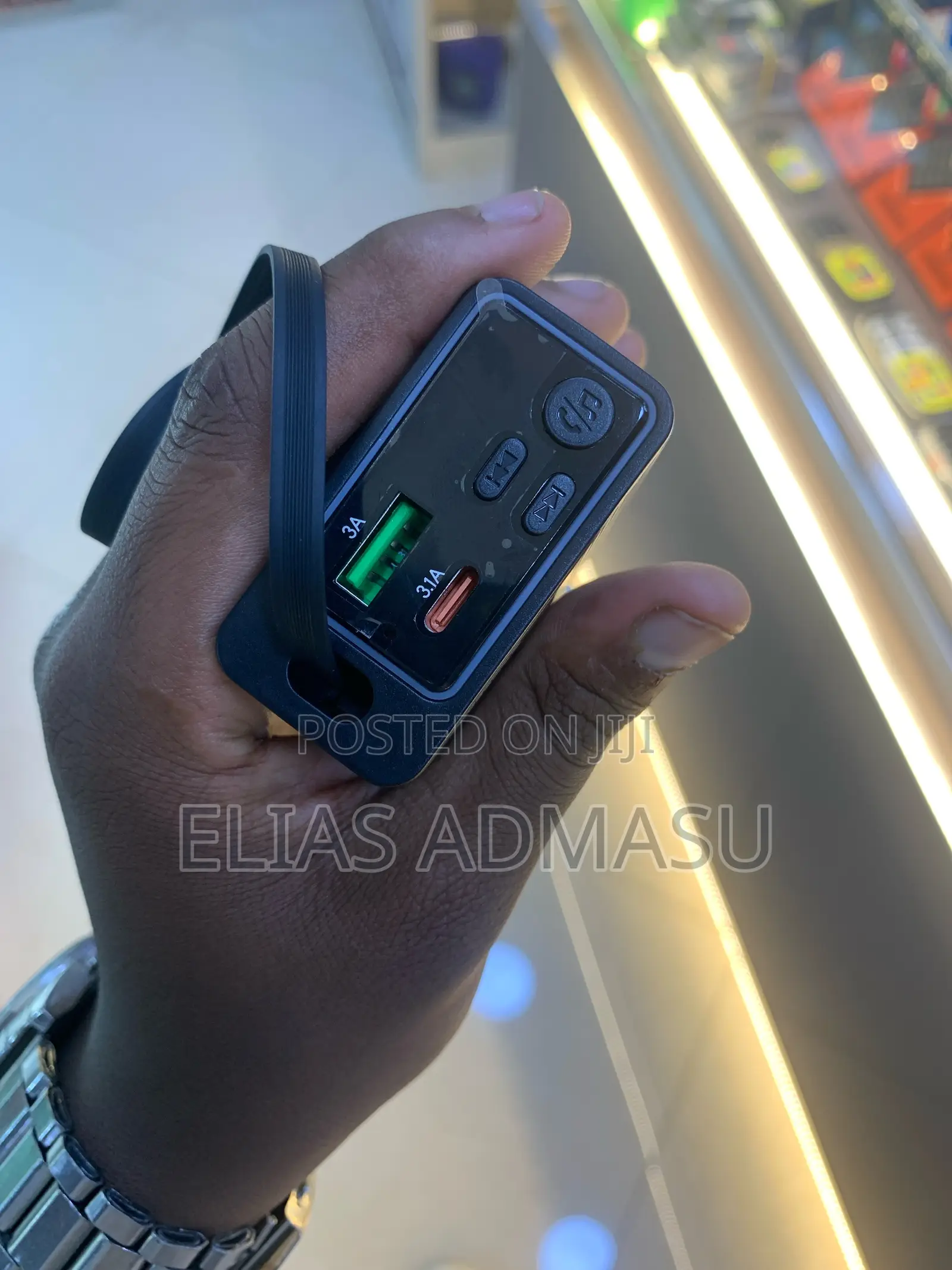 5 in 1 Car Charger or Mojulator