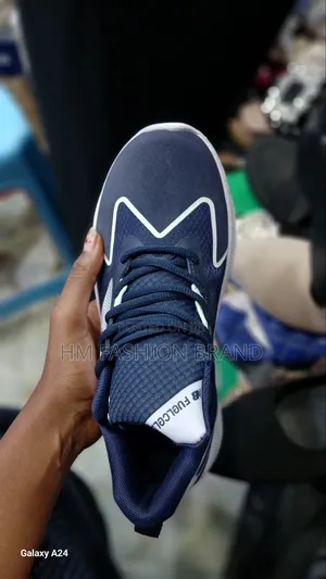 New Brand This Is a New Balance Women's Fuelcell Romero