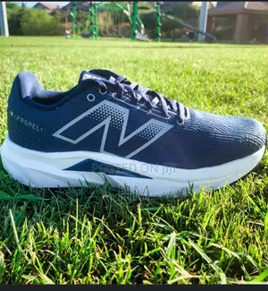 New Brand This Is a New Balance Women's Fuelcell Romero