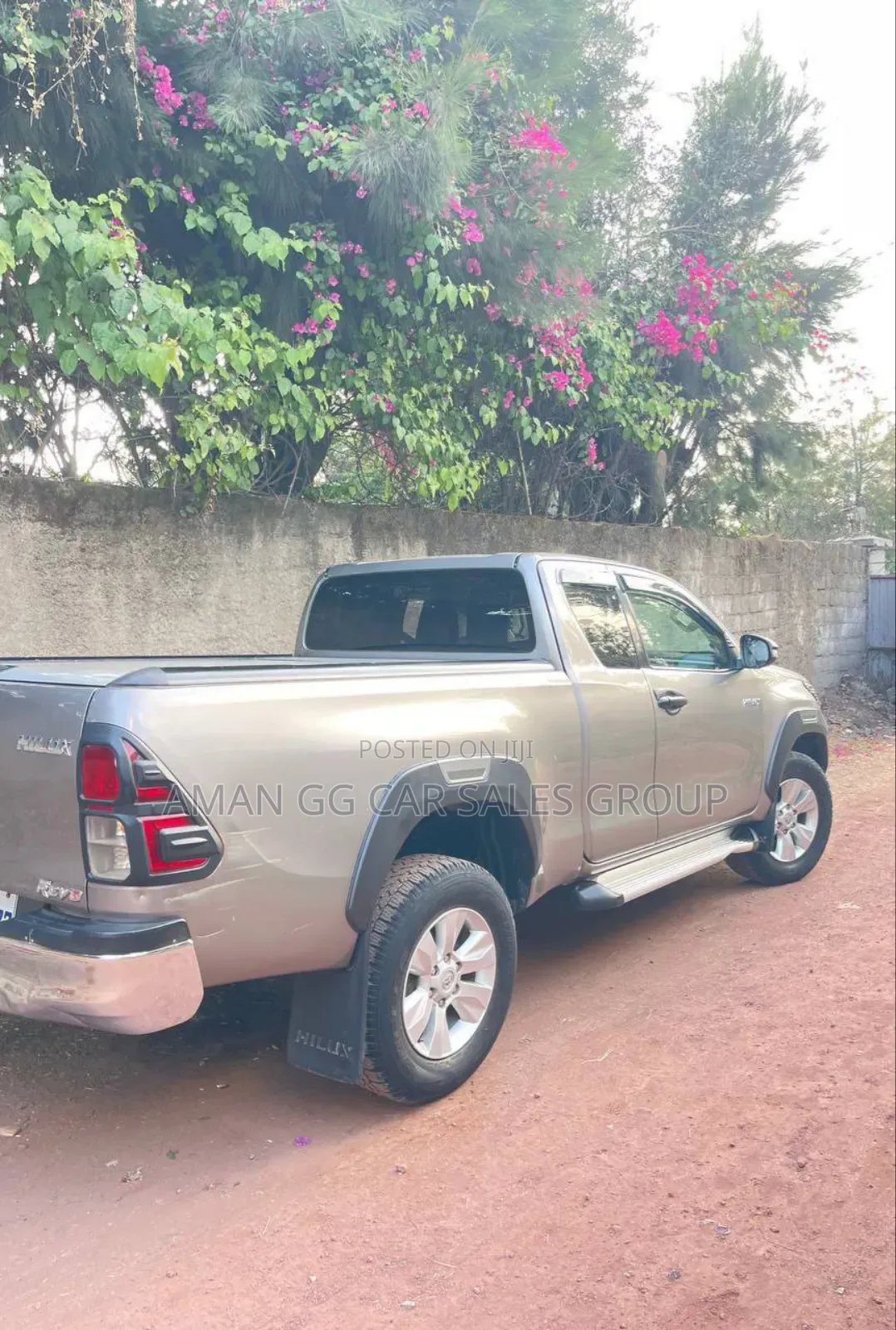 Toyota Hilux 2017 Gray