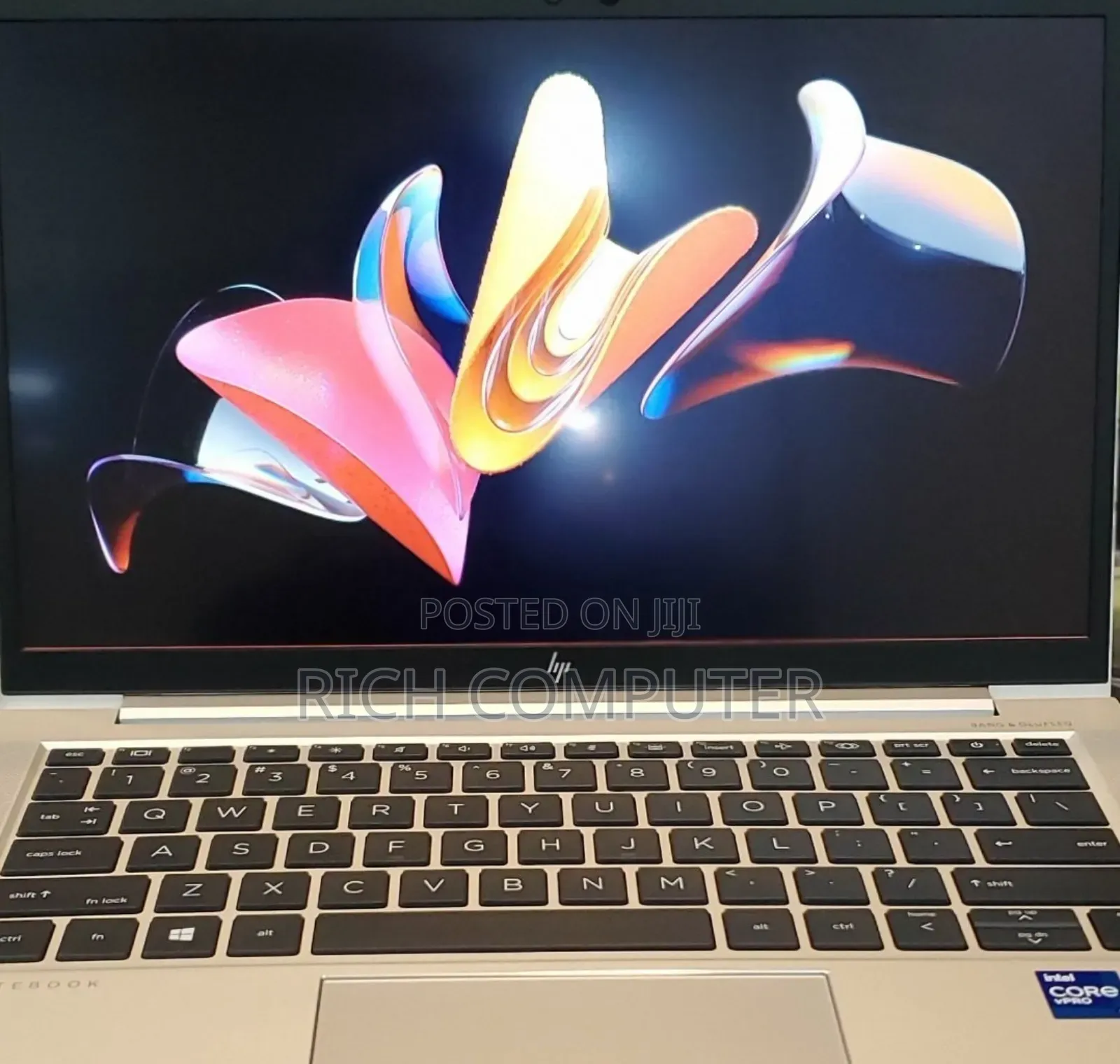New Laptop HP EliteBook 830 G8 16GB Intel Core I7 SSD 512GB