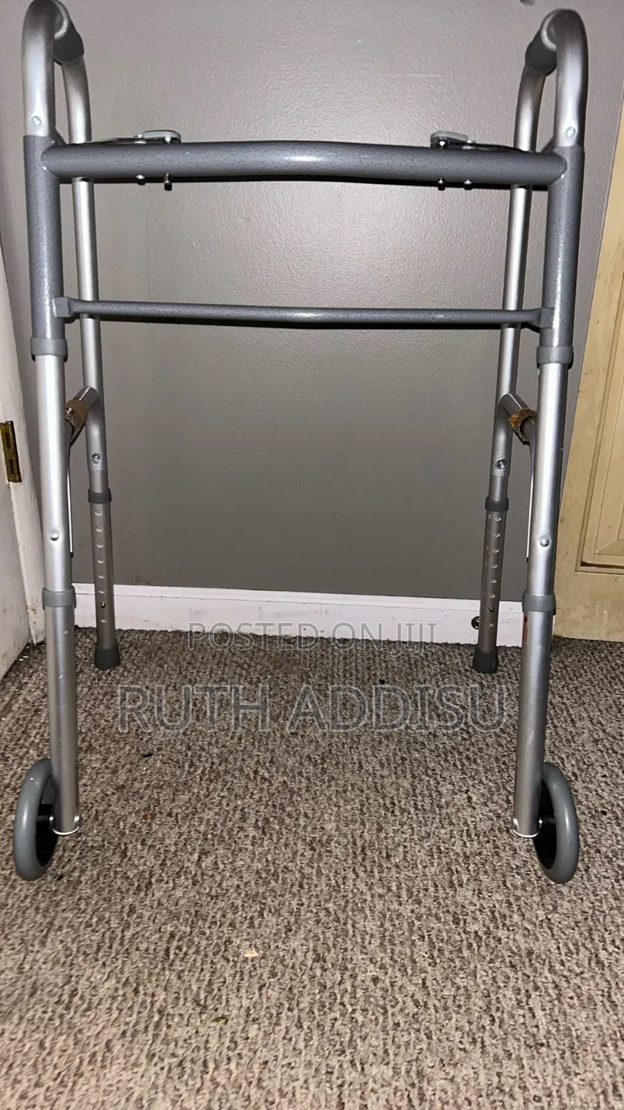 Bold Walker Brand Foldable Heavy Duty ወከር የሚታጠፍ የማይዝግ ወከር Walker