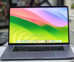 Photo - New Laptop Apple MacBook Pro 2019 32GB Intel Core I9 SSD 2T