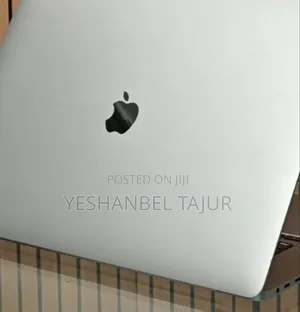 New Laptop Apple MacBook Pro 2019 16GB Intel Core I7 SSD 512GB