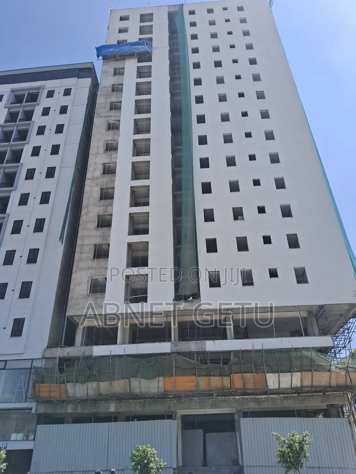 3bdrm Apartment in Jenboro Realestate, Bole for sale