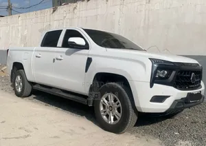 Photo - New Sinotruk Howo 2024 White