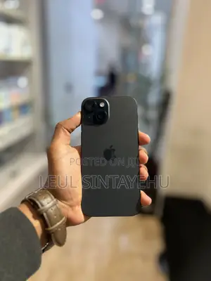 New Apple iPhone 15 128 GB Black