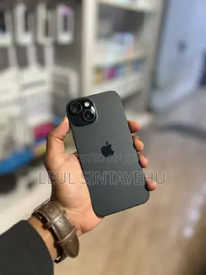 Photo - New Apple iPhone 15 128 GB Black