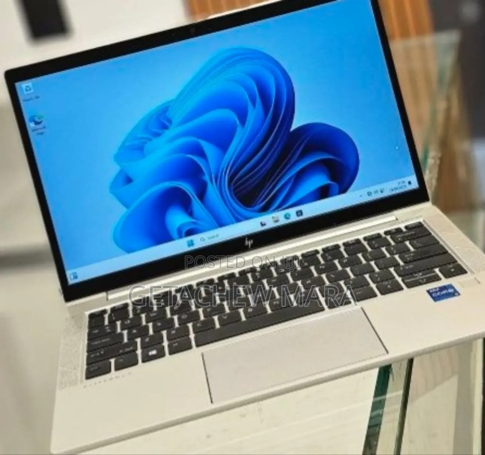 New Laptop HP EliteBook 830 G8 16GB Intel Core I7 SSD 512GB