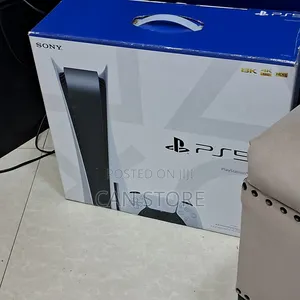 Photo - Playstation 5fat With 1controller በተመጣጣኝ ዋጋ