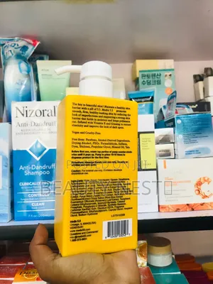 Medix 5.5 Vitamin C+ Turmeric Cream