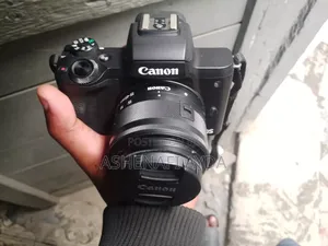 Photo - Canon Camera M50 Mark 1