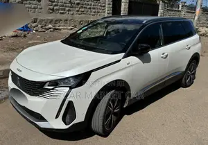 Peugeot 5008 1.2 PureTech 130 GT Line 2021 White