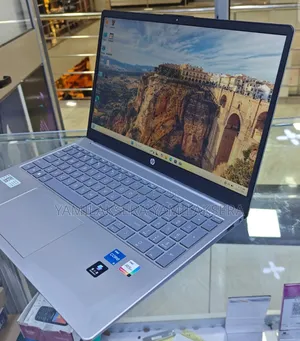 New Laptop HP Stream Notebook 16GB Intel Core I5 SSD 1T