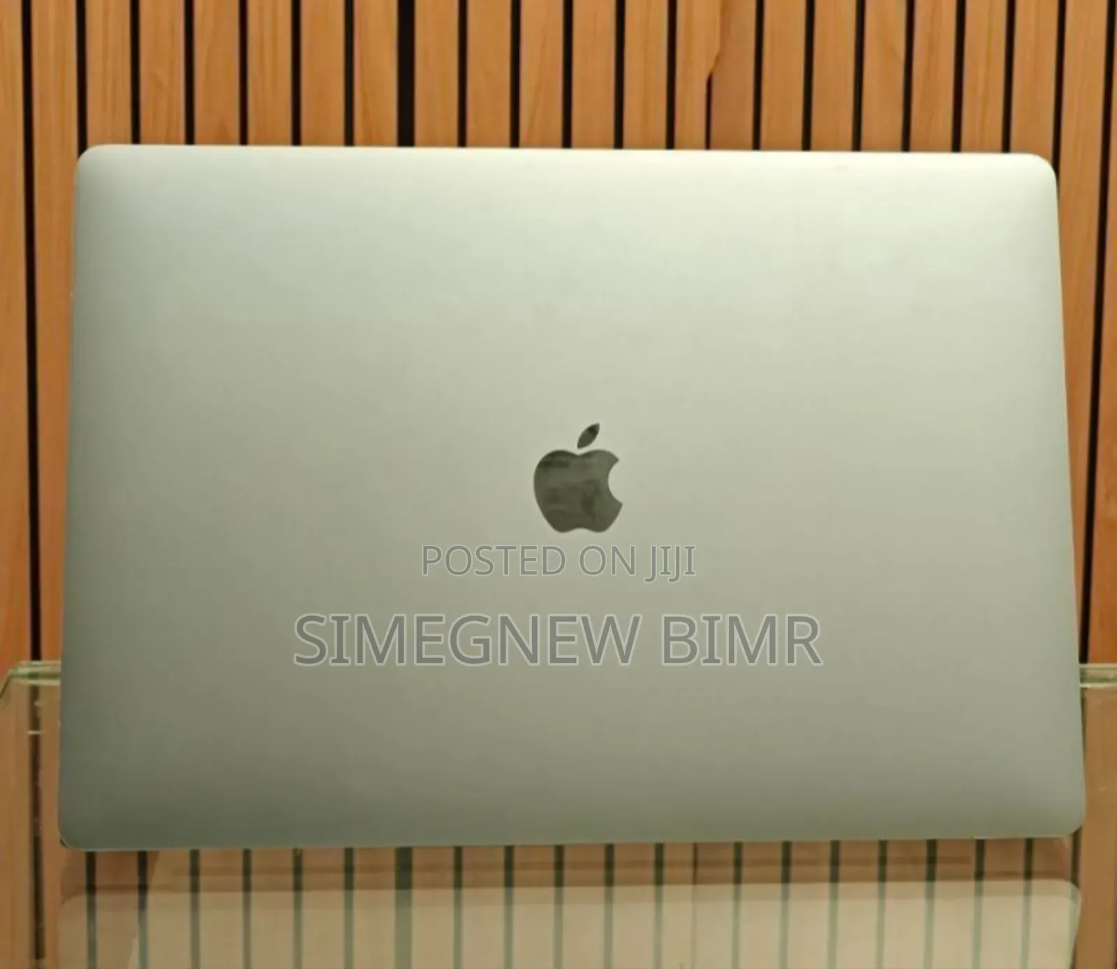 New Laptop Apple MacBook Pro 2019 16GB Intel Core I7 SSD 512GB