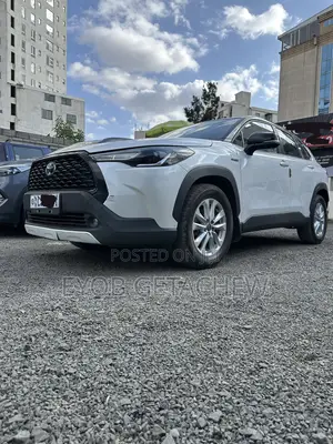 Toyota Corolla Cross 2024 White