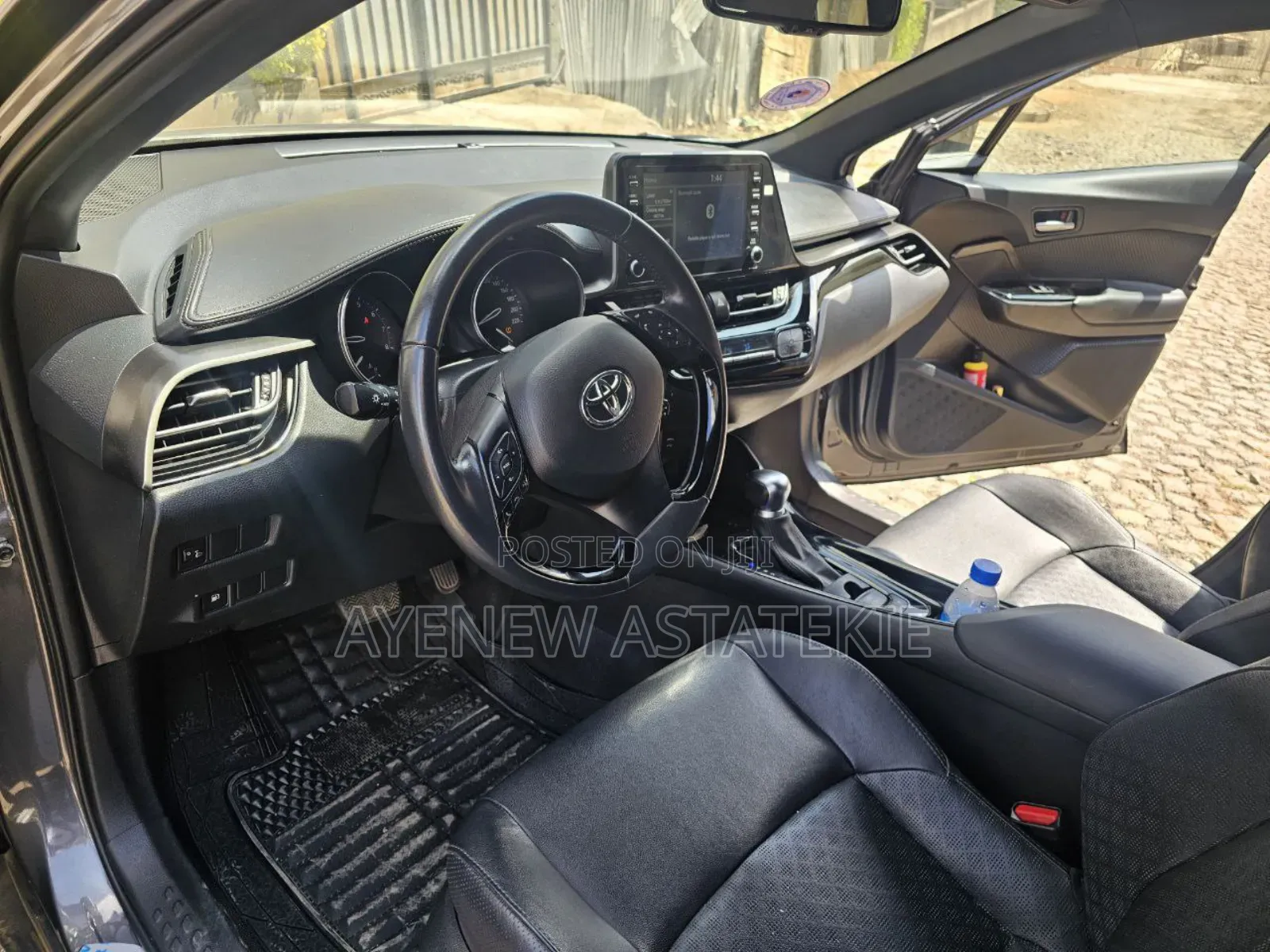 Toyota C-HR 2021 Gray