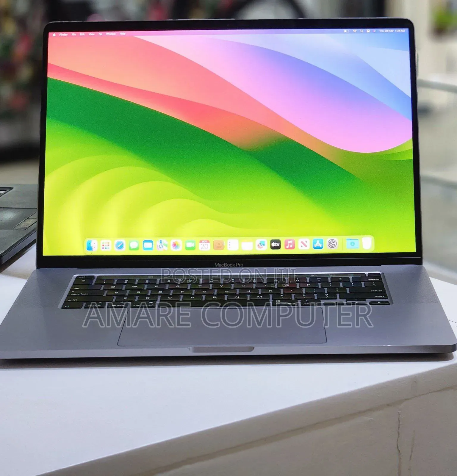 New Laptop Apple MacBook Pro 2019 32GB Intel Core I9 SSD 2T