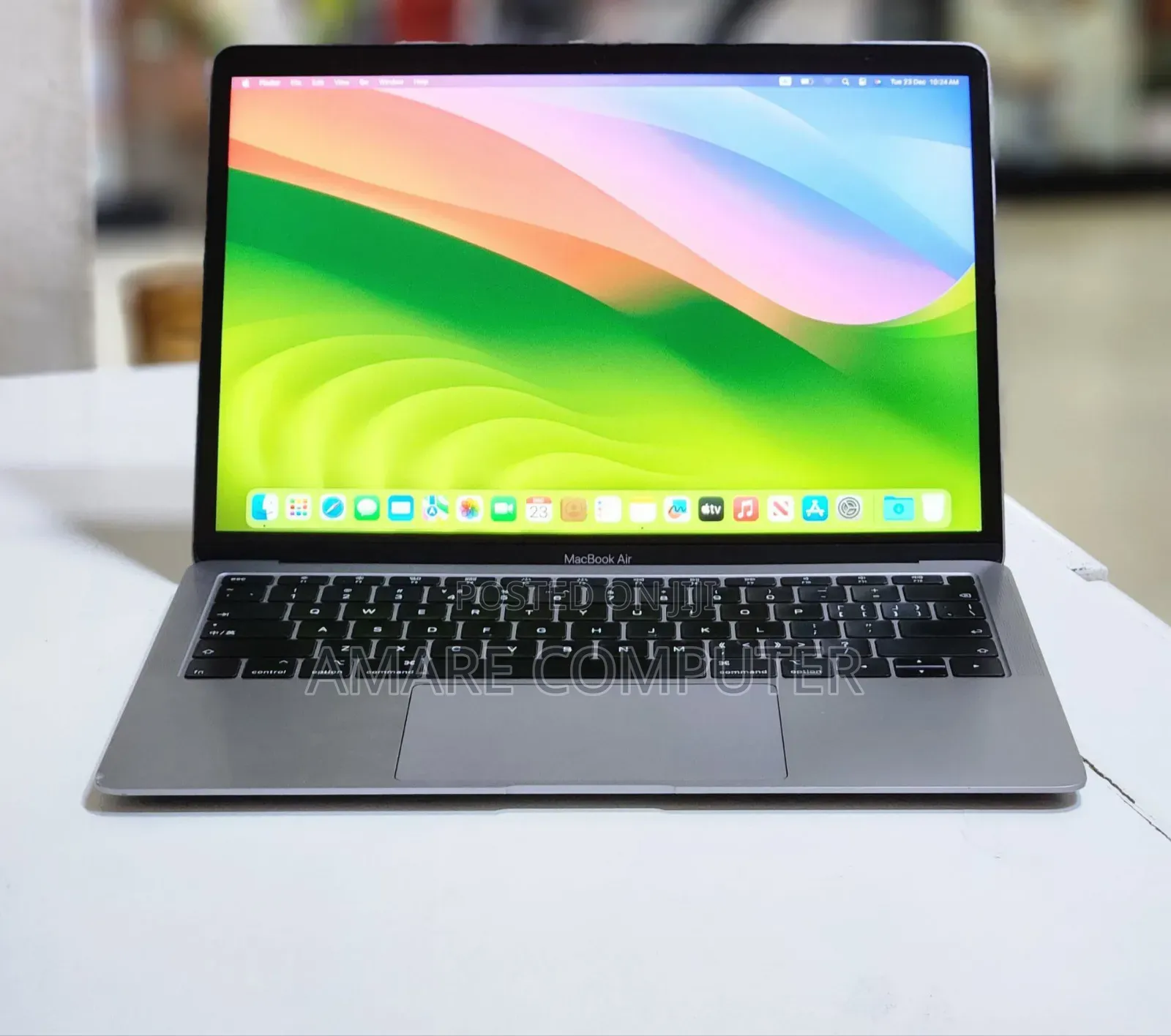 New Laptop Apple MacBook Air 2019 8GB Intel Core I5 SSD 256GB