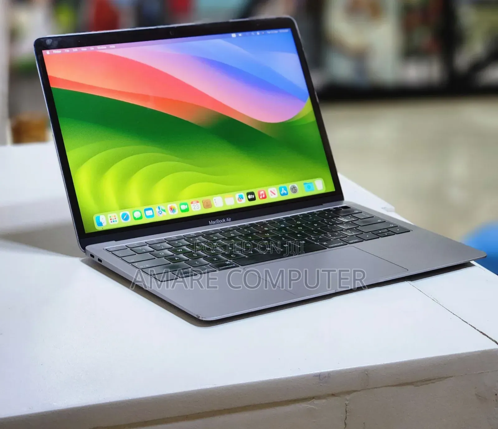 New Laptop Apple MacBook Air 2019 8GB Intel Core I5 SSD 256GB