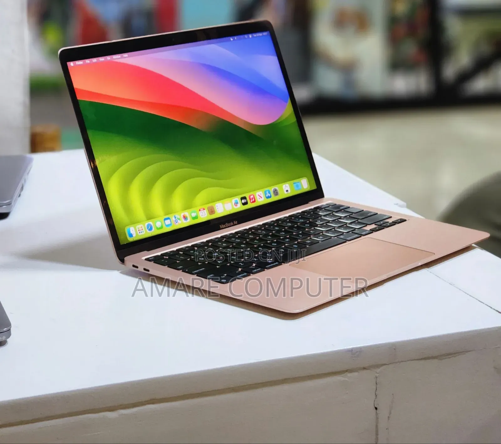 New Laptop Apple MacBook Air 2020 M1 8GB Apple M1 SSD 256GB