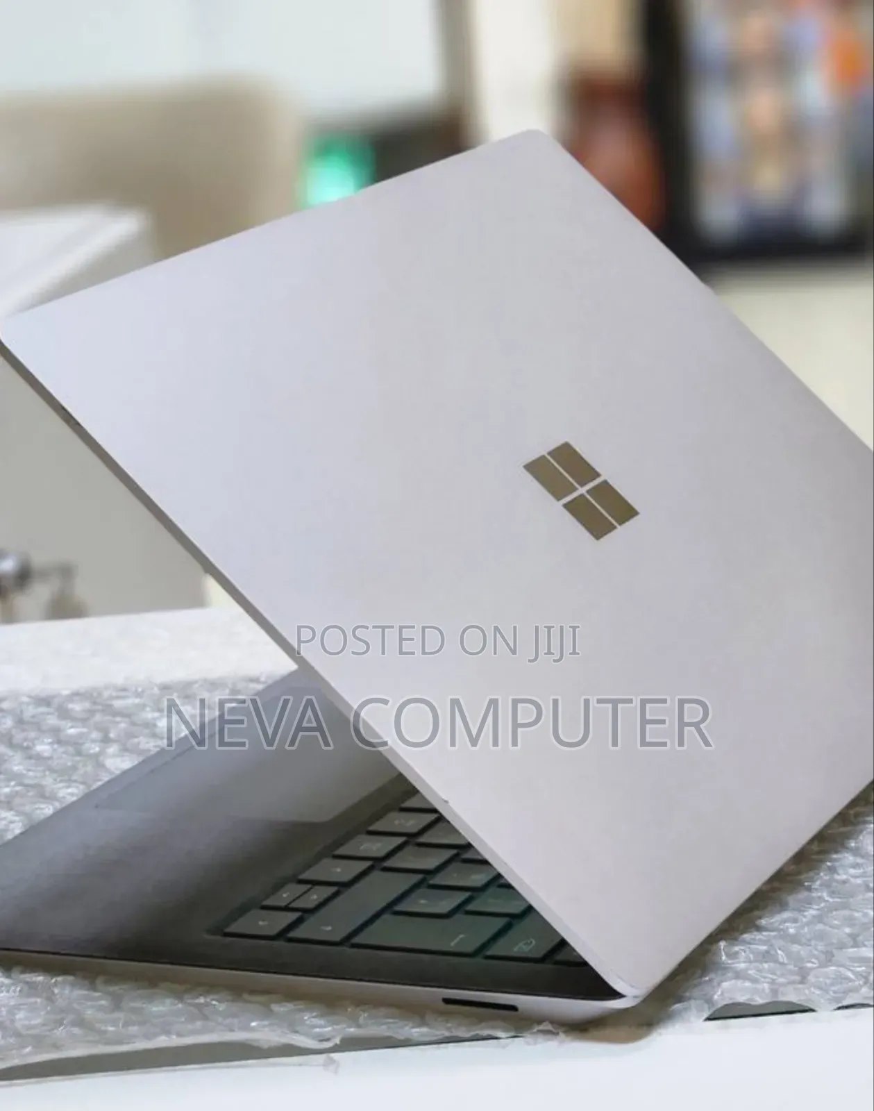 New Laptop Microsoft Surface 16GB Intel Core I7 SSD 256GB