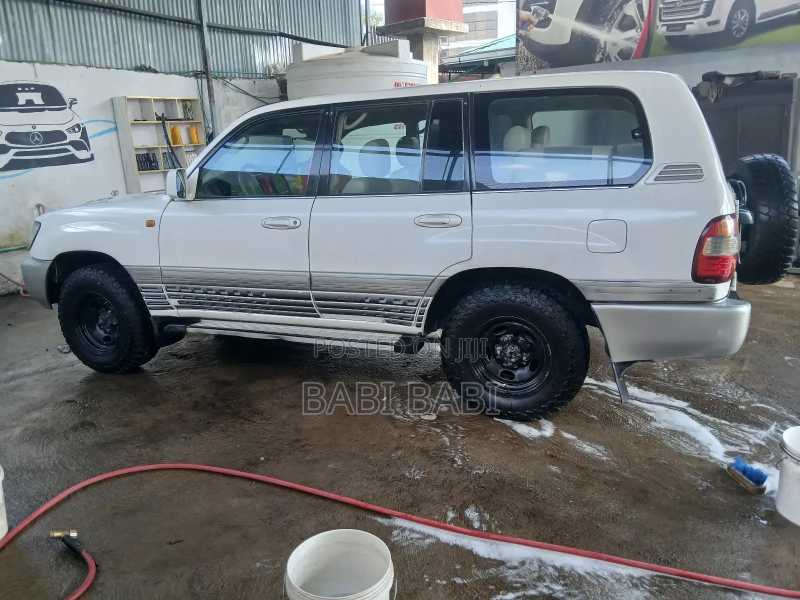 Toyota Land Cruiser 2007 White