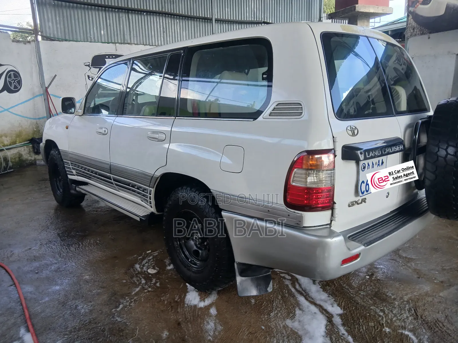 Toyota Land Cruiser 2007 White