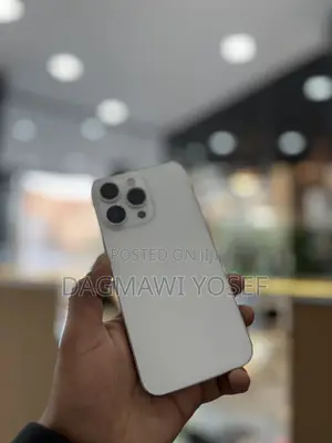 Photo - Apple iPhone 13 Pro 256 GB White